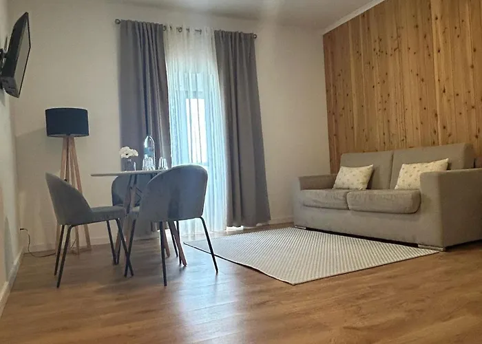 Rosario Konukevi Ponta Delgada